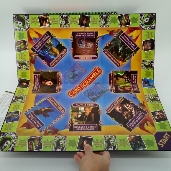 Beetlejuice Card Scramble Board Game 12+ Complete Halloween Theme Party Game - Picture 10 of 16